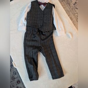 Boys 24 Monthes 4 Piece Suit Set Black Suit Vest Set
